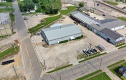 613 E 7th Street, Huntingburg, IN 47542