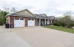 100 Charleston Way, St Robert, MO 65584