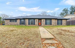 1802 Oak Creek Drive, Sherman, TX 75092