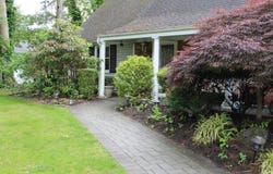16 Barnwell Lane, Stony Brook, NY 11790