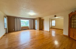 601 E Walnut Street, Ogden, IA 50212
