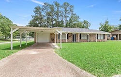 101 Cypress St, Silsbee, TX 77656