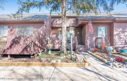 225 E Jolly Road, Lansing, MI 48910