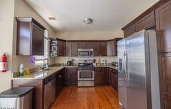 472 Hancock St, Rahway City, NJ 07065-5158