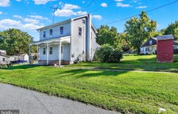 2481 PLEASANT VIEW Drive, YORK, PA 17406