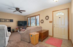 1314 E Kirkwood Drive, Pontiac, IL 61764