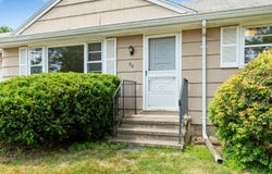 60 Red Coach Drive, Stratford, CT 06614