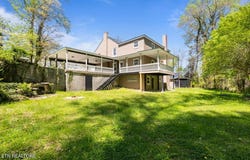 213 W Fir St, LaFollette, TN 37766
