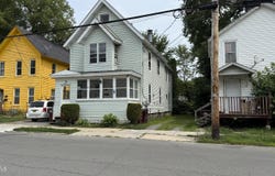 242 Bleecker Street, Gloversville, NY 12078