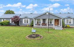 480 Ollie Road, Mammoth Cave, KY 42259
