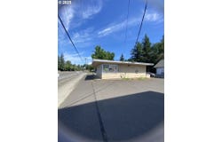 18400 SE DIVISION St, Gresham, OR 97030