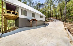 93 Pocahontas Lane, Greers Ferry, AR 72067