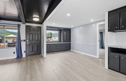 5268 FORSYTHIA Dr, Springfield, OR 97478