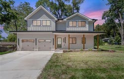5400 W 79th Street, Prairie Village, KS 66208