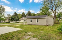 1015 N Newton Avenue, Springfield, MO 65802