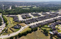 2032 Paradise Valley Drive, Mesquite, TX 75149