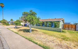 2140 W WOOD Drive, Phoenix, AZ 85029
