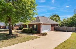36 Forest Hill Road, Wetumpka, AL 36093