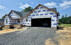 105 Legacy Lane, Eden, NC 27288