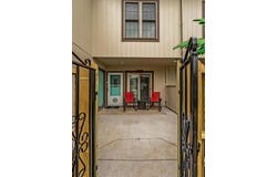 720 E 121st Street, Kansas City, MO 64146