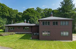 2049 South Undermountain Rd, Sheffield, MA 01257