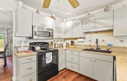 20 IDLE SANDS DRIVE, VENICE, FL 34293