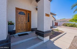 1811 E TIERRA BUENA Lane, Phoenix, AZ 85022