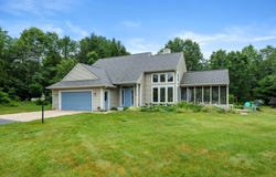 31664 Fish Hatchery Road, Kalamazoo, MI 49009
