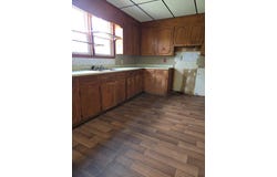 58 Second St, Greenwood, SC 29646