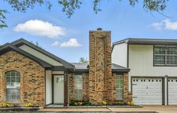633 S Waxahachie Street, Mansfield, TX 76063