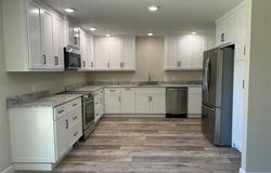 611 S Hazel Street, Grove, OK 74344