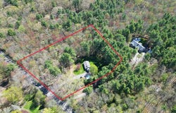 93 Hadley Rd, Merrimac, MA 01860