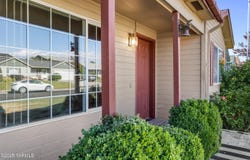406 S 82nd Ave, Yakima, WA 98908