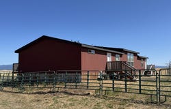 37 STRING STREET RD, Centerville, WA 98613