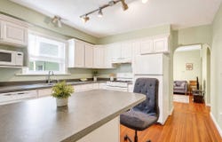 205 College Ave, Somerville, MA 02144