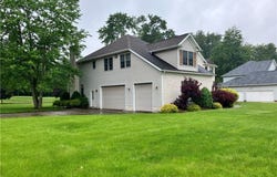 1254 Maxfli Drive, Akron, OH 44312