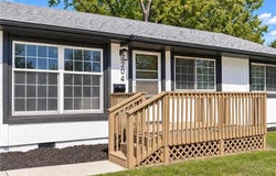 204 Pacific Drive, Belton, MO 64012