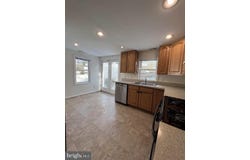 5831 EDGEHILL DR, ALEXANDRIA, VA 22303