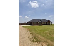 4191 Luke Street, Ropesville, TX 79358
