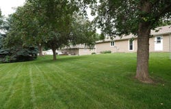 1328 1st Ave SE, Sioux Center, IA 51250