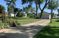 1000 Lakeview Drive, Brooklyn, MI 49230