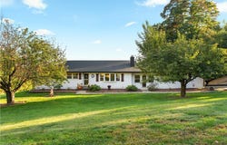 6468 Yost Street NW, Canton, OH 44718