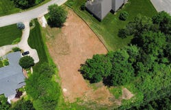 132 Lakewood Drive Drive, Vincennes, IN 47591