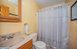 3155 Poplar Rd, Duluth, MN 55804