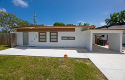 1642 NE 8th St, Fort Lauderdale, FL 33304