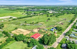 629 Broadway Street, Whitesboro, TX 76273