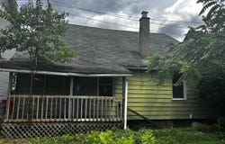 26 7th Avenue, Carbondale, PA 18407
