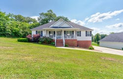 44 Bending Oak Drive, Chickamauga, GA 30707