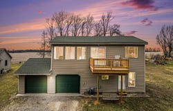 10568 Woodbrook Drive, Cement City, MI 49233