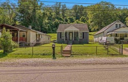 567 Garrison Avenue, Charleston, WV 25302